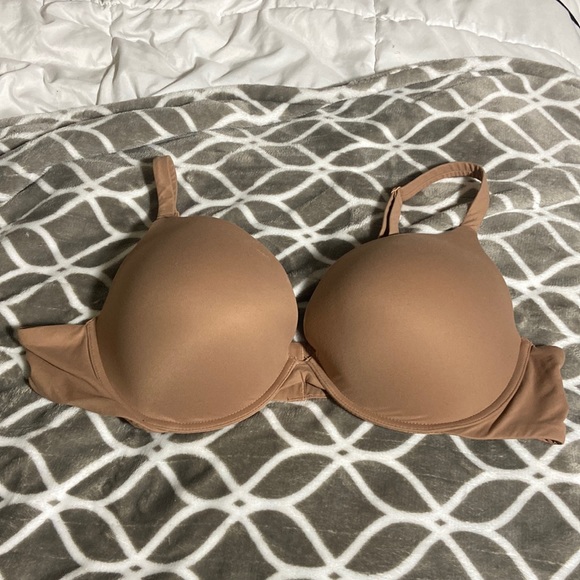 NWOT SKIMS FITS EVERYBODY T-SHIRT PUSH UP BRA - Picture 2 of 4